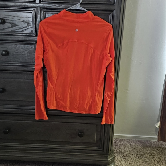 Lululemon run top - Picture 4 of 10